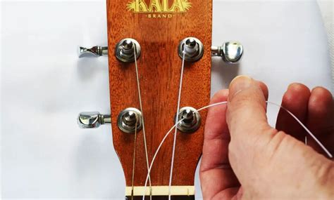 how to tie ukulele strings|How To Restring A Ukulele .